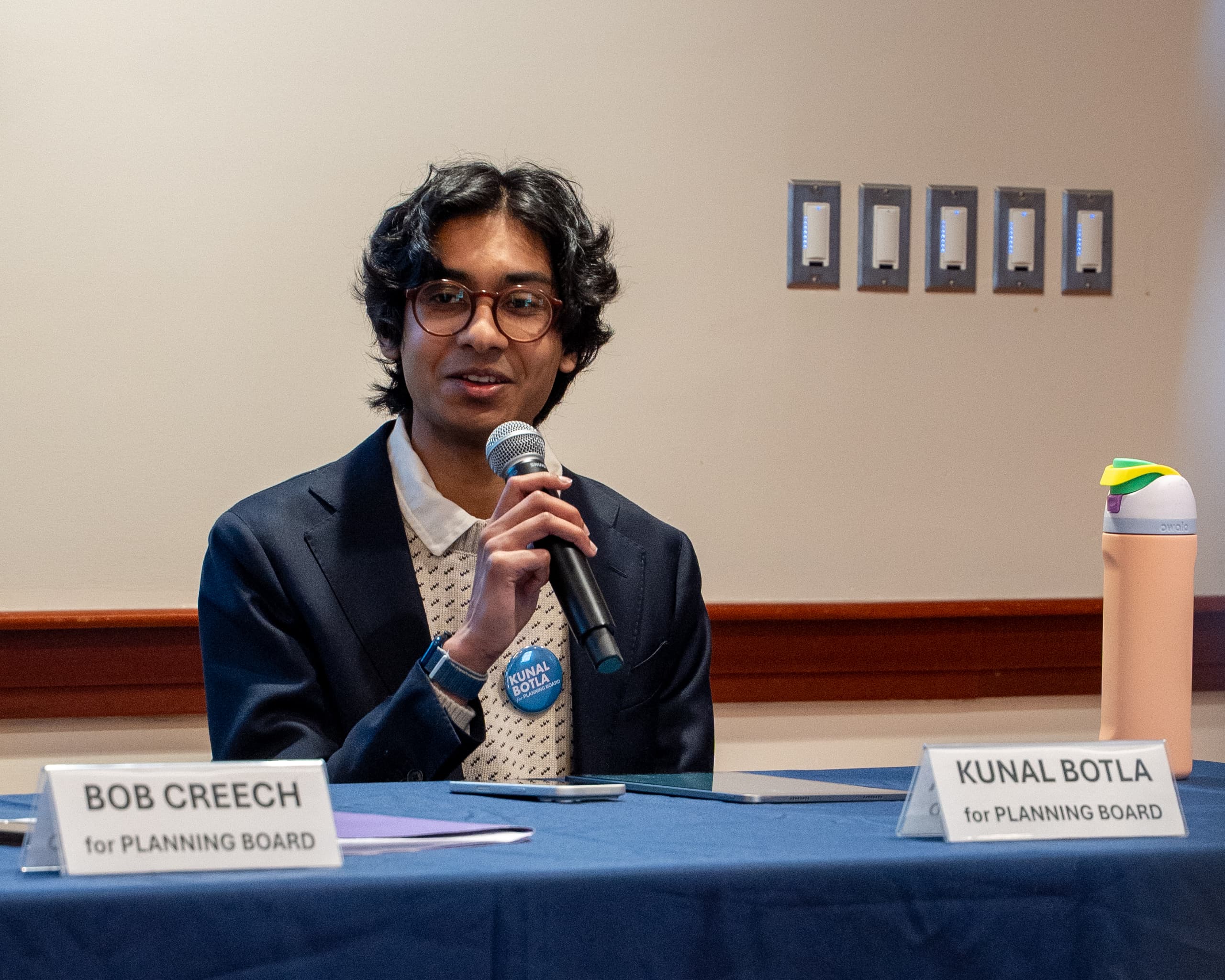 Kunal Botla at the iGIG candidate forum